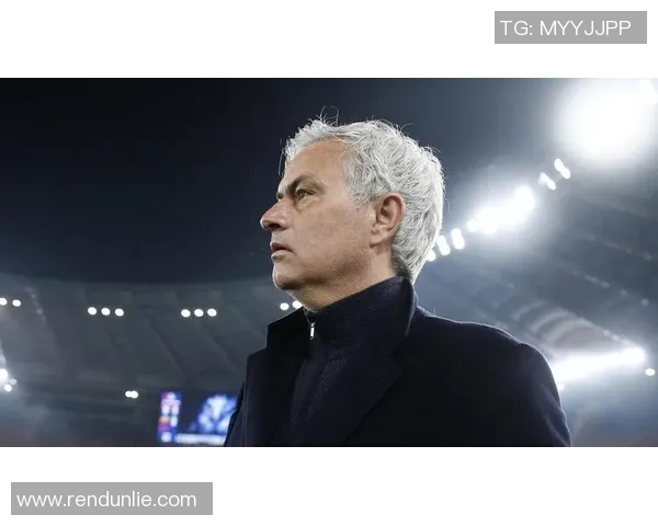 大鼻子足球明星是谁他在赛场上的表现如何影响了球队的胜负